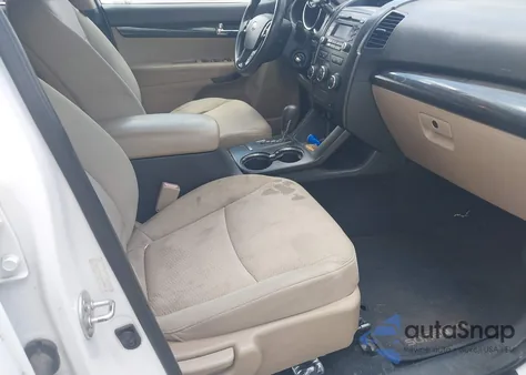 2011 Kia Sorento Lx from USA, damaged, VIN 5XYKTCA11BG164847